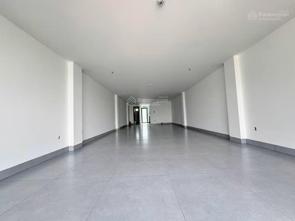 Tòa vp mới xây an phú 5x20m, 1 hầm 3 lầu, giá 80tr/tháng  0931 254 ***