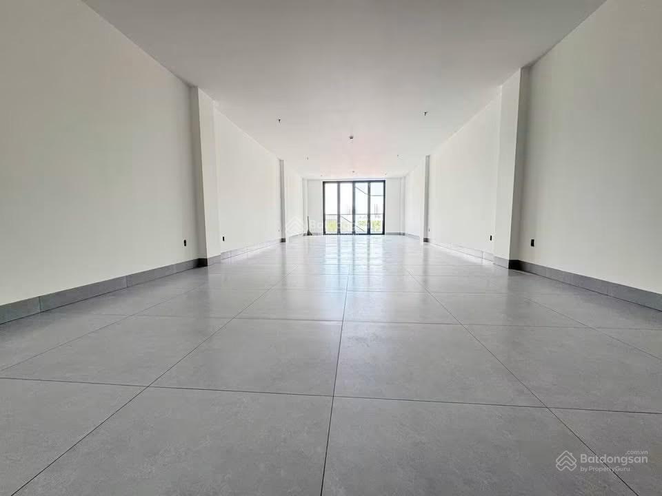 Tòa vp mới xây an phú 5x20m, 1 hầm 3 lầu, giá 80tr/tháng  0931 254 ***