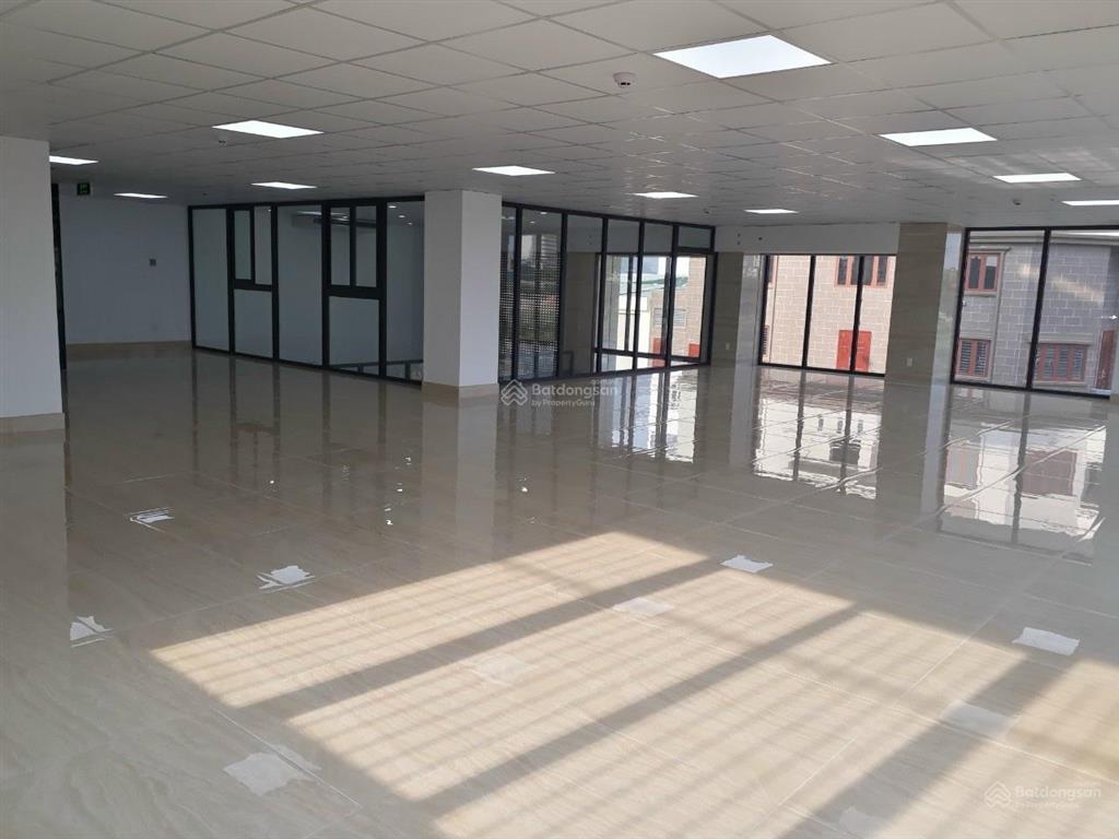 Cho thuê tòa vp góc 2 mt 15x20m, 1 hầm 4 lầu giá 298tr/ tháng  0931 254 ***
