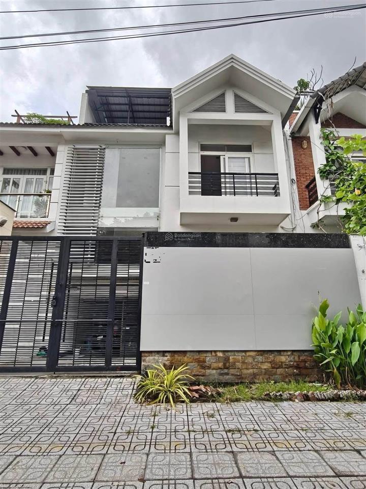 Cho thuê nhà 8x20m, 1 hầm 2 lầu ngay song hành, giá 60tr.  0931 254 ***