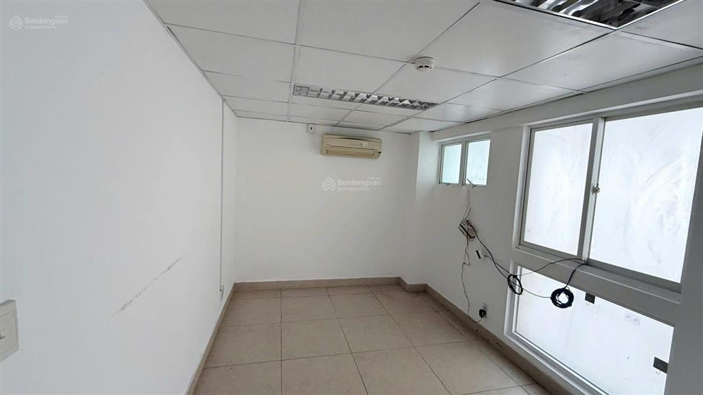 Cho thuê vp lửng lầu 1 tòa 163165 trần trọng cung, quận 7, giá rẻ