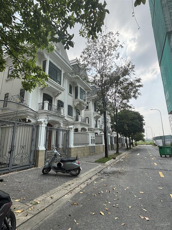 Cho thuê biệt thự song lập và đơn lập (thô)  diện tích 160m2  300m2