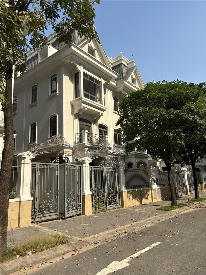 Cho thuê biệt thự song lập và đơn lập (thô)  diện tích 160m2  300m2