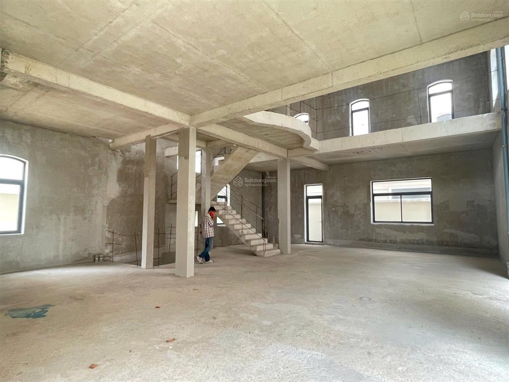 Cho thuê biệt thự song lập và đơn lập (thô)  diện tích 160m2  300m2