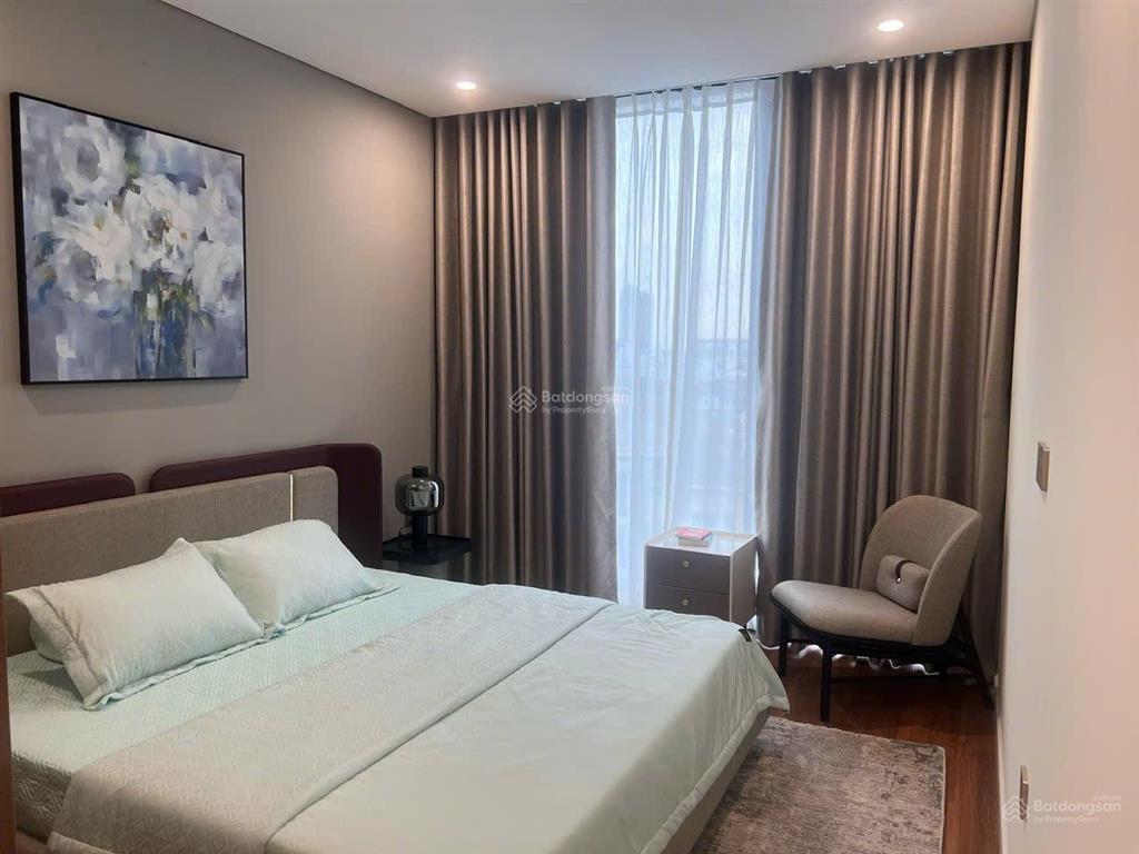Cần cho thuê gấp căn 2pn giá 35tr/tháng tại thảo điền green.  0902 365 *** hà