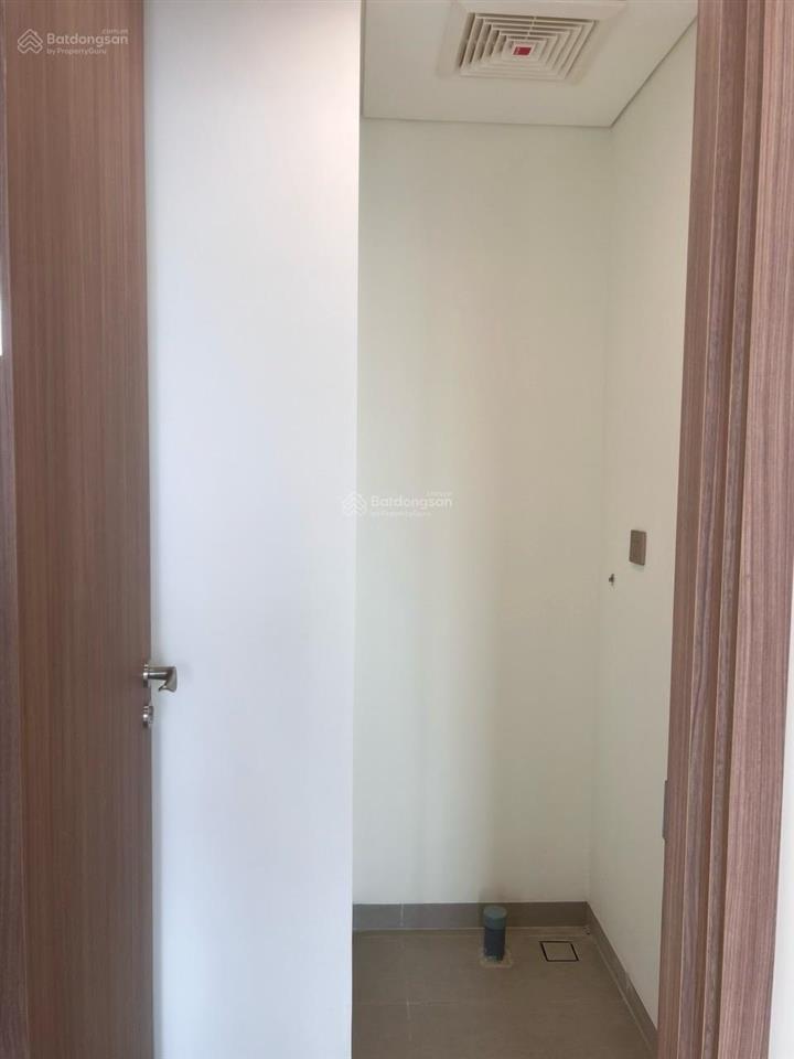 Chính chủ gửi cho thuê 2pn nội thất cơ bản, giá 35tr/tháng,  0902 365 *** hà