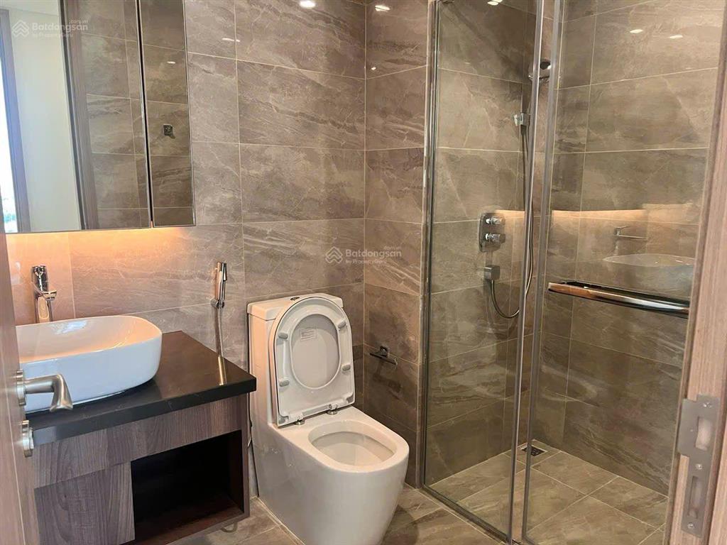 Siêu hot * cần bán gấp *3pn * 109m2* căn hộ cao cấp * thảo điền green*  0902 365 *** ms hà