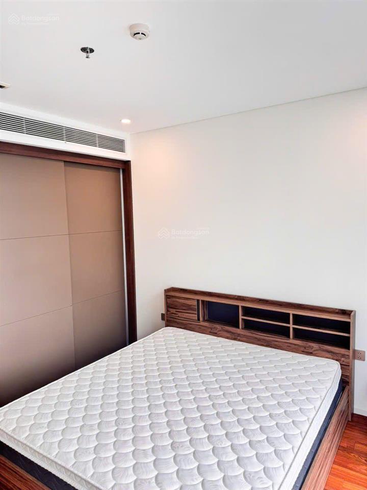 Cần bán gấp căn 1pn 62m2  giá 9,8 tỷ, căn hộ cao cấp thảo điền green   0902 365 *** ms hà