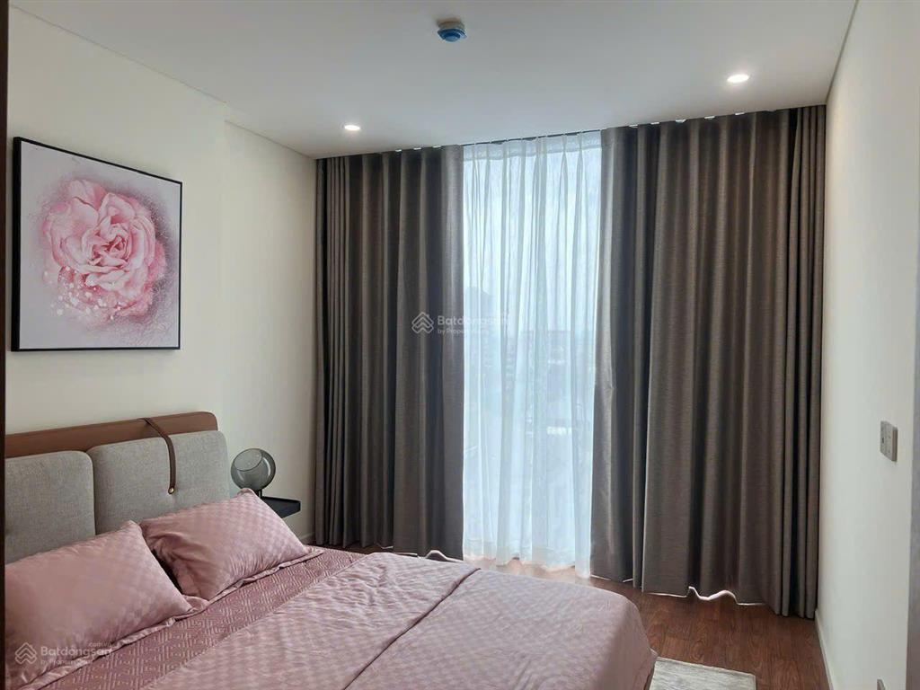 Cần cho thuê gấp  2 phòng ngủ  40 triệu  thảo điền green  call 0902 365 *** ms hà