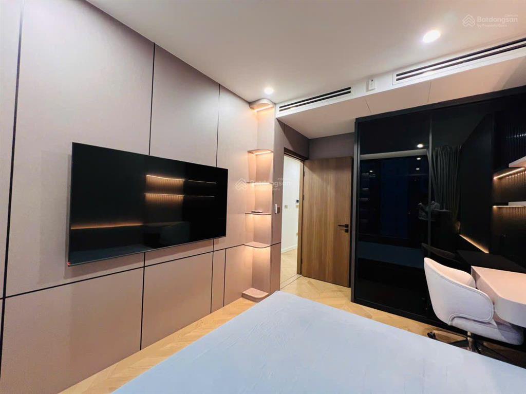 Bán gấp  căn hộ lumiere  3 phòng ngủ  90m2  full nội thất  lầu cao  view sông