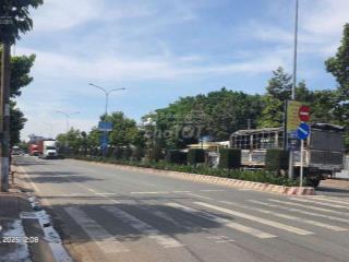 Cho thuê kho 450m mặt tiền ql1a. chính chủ. kho cao ráo đẹp , đường cont. gần ngã 4 ga. q12