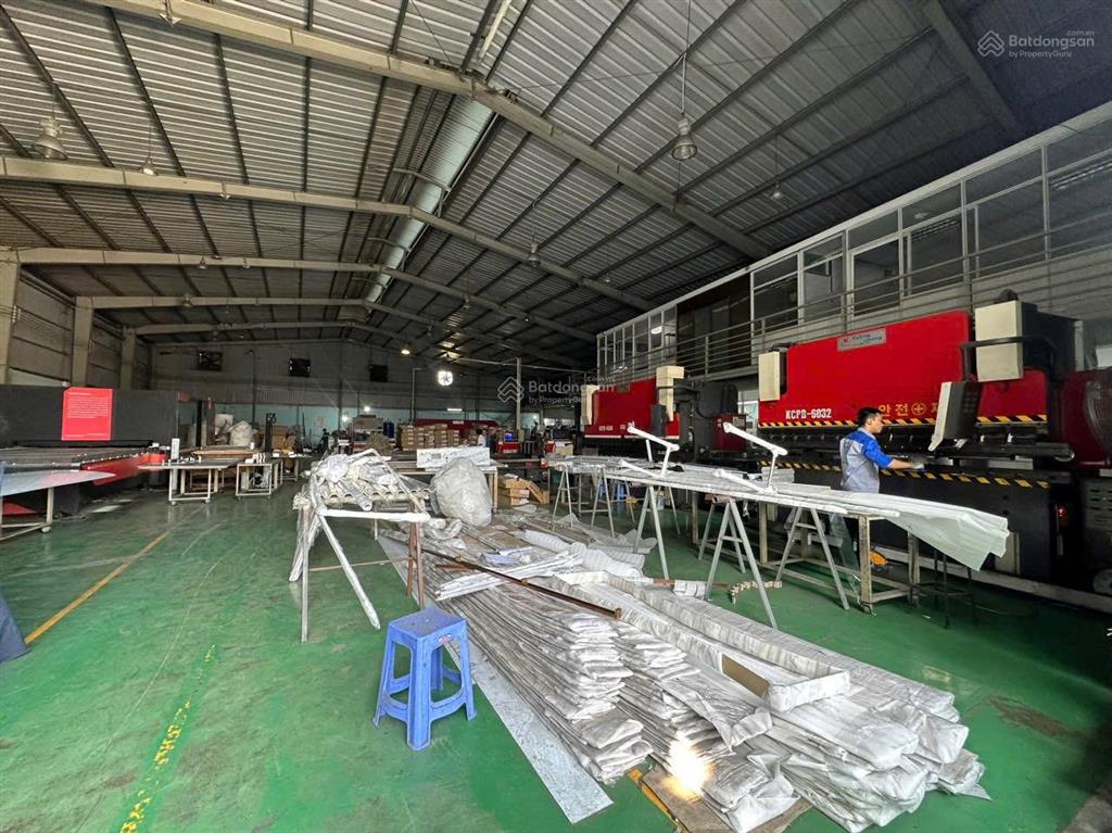 Cho thuê kho xưởng q12. hocmon đa dạng diện tích . dọc quốc lộ 1a với nhiều vị trí phù hợp .