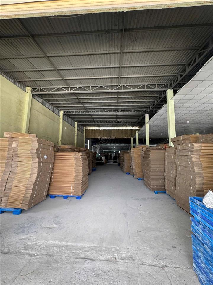 Cho thuê kho 2000m mt đường tỉnh lộ 8, củ chi, giá 90tr, đường cont 24, gần ngã 4 tân quý
