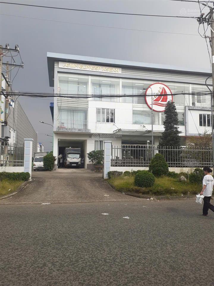 Bán gấp kho xưởng 4750m2 trong kcn tân tạo, đang làm xưởng sx mỹ phẩm đường cont40