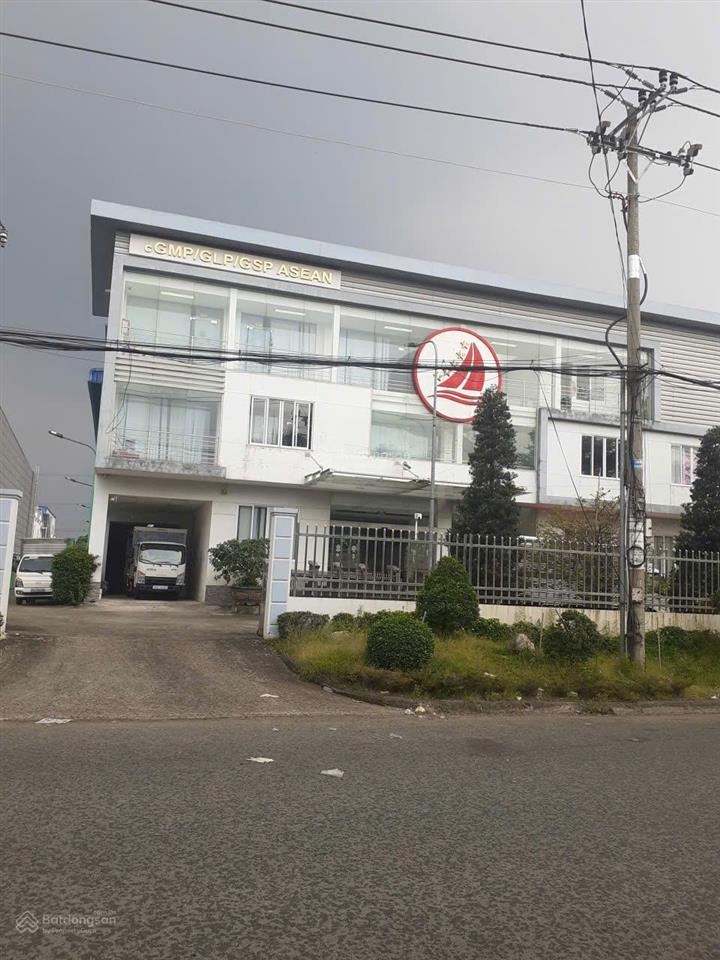 Bán gấp kho xưởng 4750m2 trong kcn tân tạo, đang làm xưởng sx mỹ phẩm đường cont40