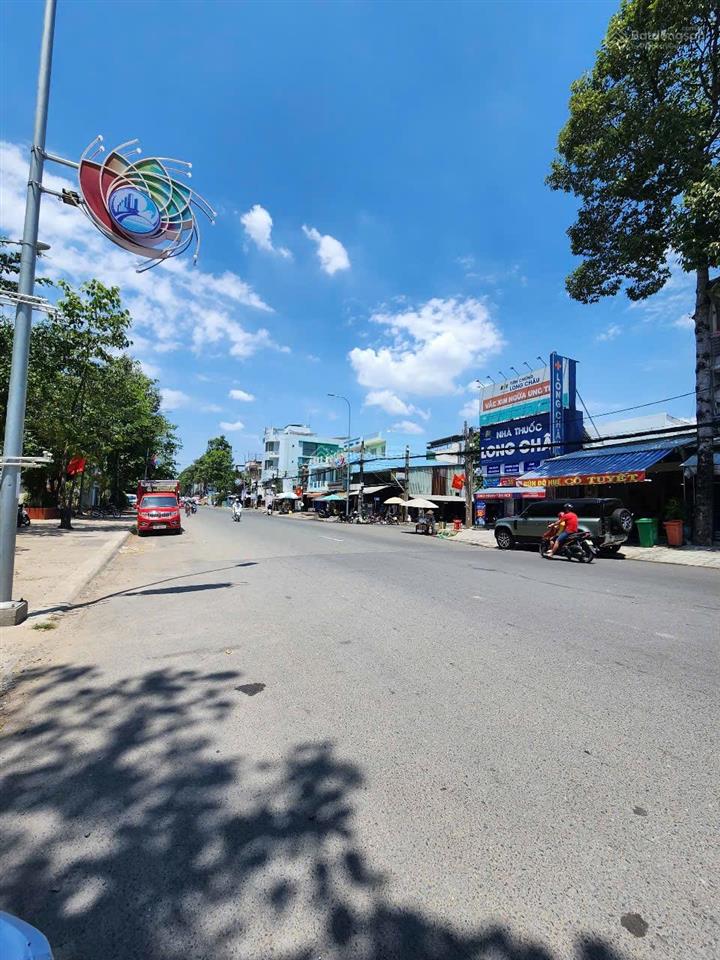 Đất trống sổ đỏ cá nhân kdc bình hưng