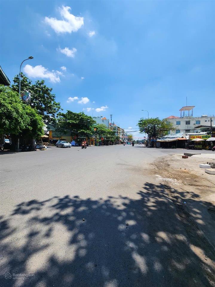 Đất trống sổ đỏ cá nhân kdc bình hưng