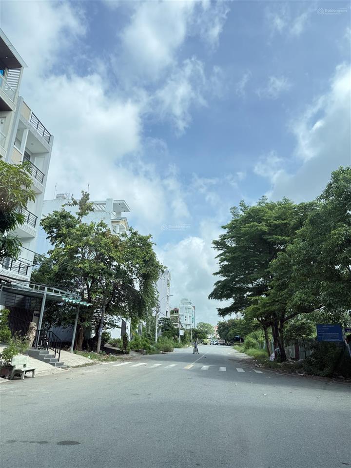 Bán đất 81m2 kdc phong phú 5  bình chánh