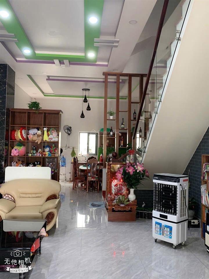 Bán nhà kdc phong phú 4 khai thác chdv có dòng tiền