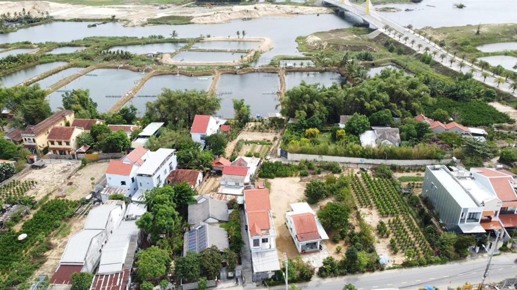Siêu phẩm 255m2 gồm 2 mặt tiền trước sau, cách sông 100m gần biển, cách phố cổ 5km  giá nhỉnh 6 tỷ