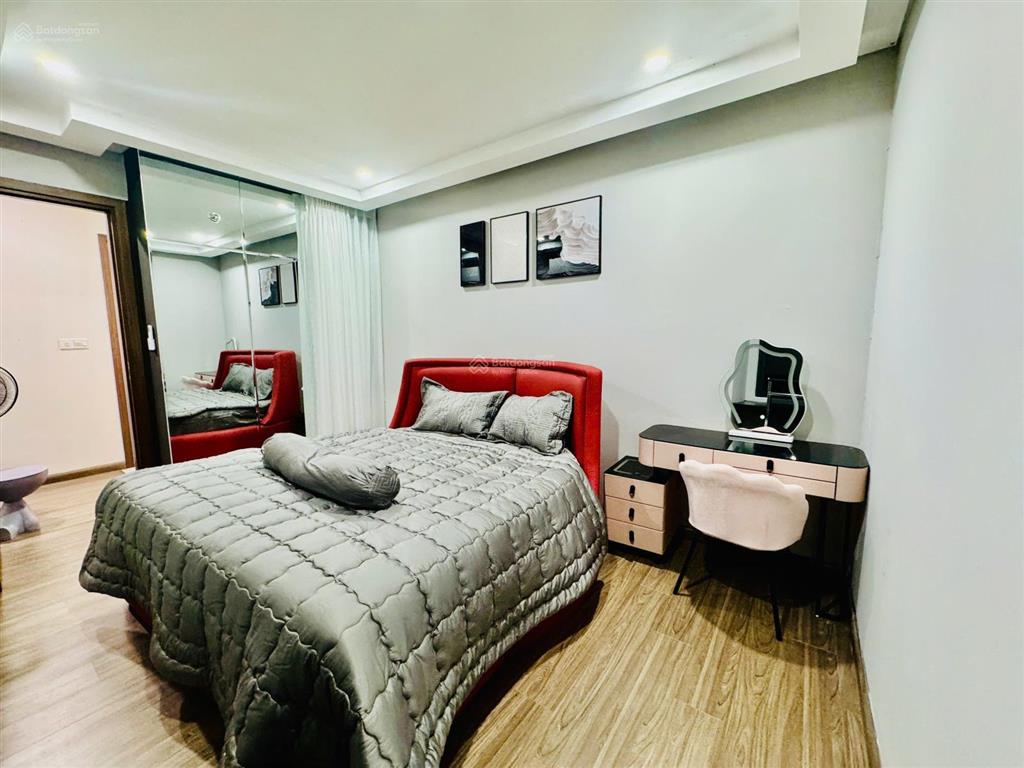 Căn hộ 2pn đầy đủ nội thất cao cấp, dt 70m2, giá nhỉnh 3 tỷ tại fpt plaza 2   ngay 0932 406 ***