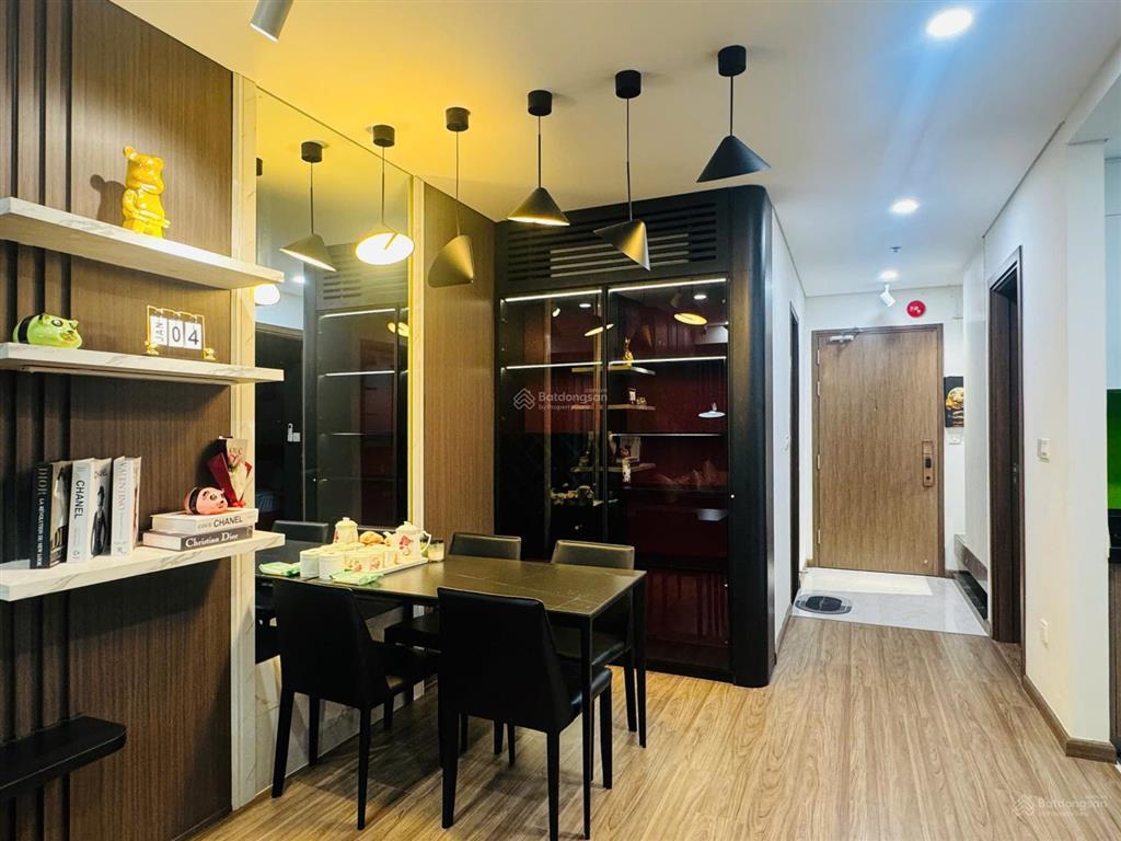 Căn hộ 2pn đầy đủ nội thất cao cấp, dt 70m2, giá nhỉnh 3 tỷ tại fpt plaza 2   ngay 0932 406 ***