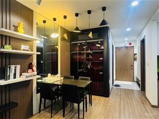 Căn hộ 2pn đầy đủ nội thất cao cấp, dt 70m2, giá nhỉnh 3 tỷ tại fpt plaza 2   ngay 0932 406 ***
