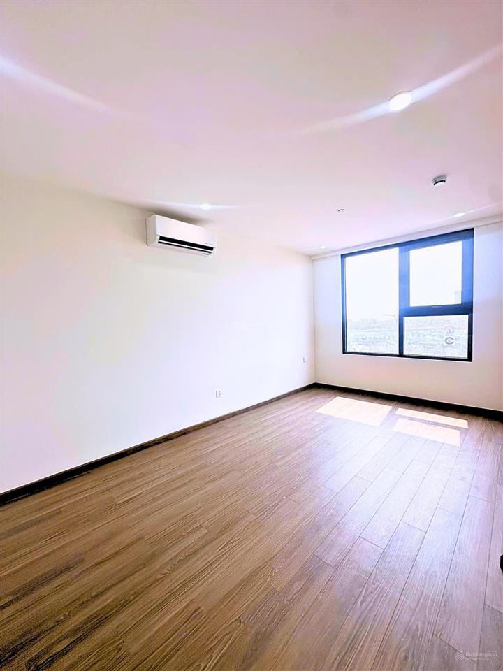 Bán căn hộ 2pn, hướng đông, view cực đẹp tại chung cư fpt plaza 3 mới nhận bàn giao   0932 406 ***