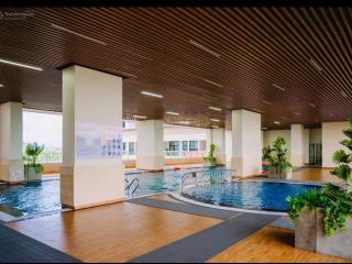 Cho thuê căn hộ 2 phòng ngủ, hướng đông, view công viên, biển tại chung cư fpt plaza 2