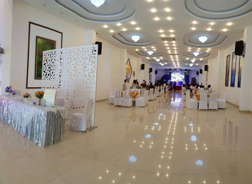 Bán 80TỶ - Thuê 120TR - Mặt tiền Lê Hồng Phong - 4 tầng