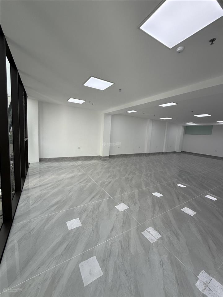 Chính chủ bán nhà 24 đường lê đức thọ từ liêm toà văn phòng 118m2 x 11 tầng , dòng tiền 300tr/tháng