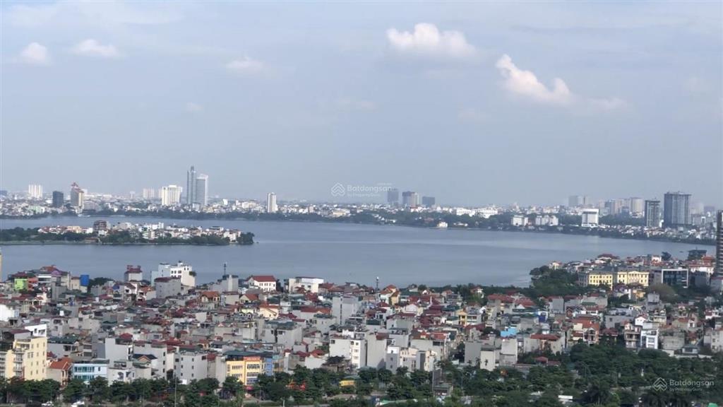 Chính chủ bán chung cư ngoại giao đoàn no4 lô góc 152m2 , 4 phòng ngủ view hồ tây  nhà đẹp ở ngay
