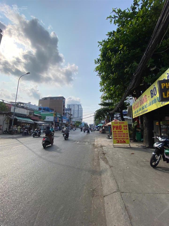 Bán nhà đường nguyễn xí dt 7 x 18m, 3 lầu giá 22 tỷ