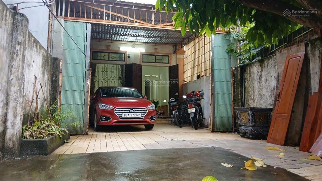 Gia chủ về quê, bán nhà cấp 4 sạch sẽ 140m2 giáp khu nam vĩnh yên