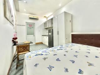 Căn hộ dịch vụ full nội thất có thang máy q8