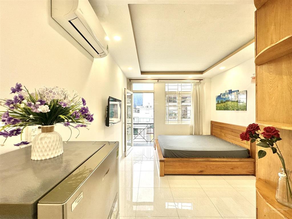 Căn hộ ban công full tiện nghi đ. lê văn sỹ q3  hẻm ô tô, thang máy bảo vệ 24/7