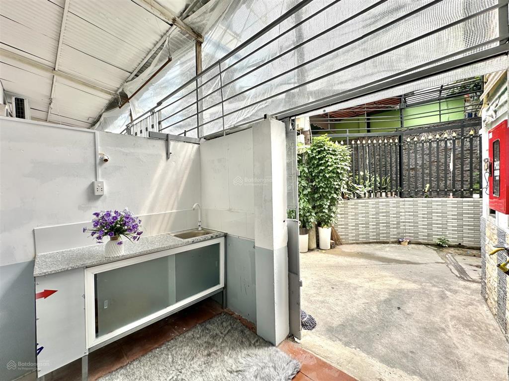 Cho thuê kiot 20m² + gác lửng tách bếp sân trước rộng thoáng gần công viên làng hoa gò vấp