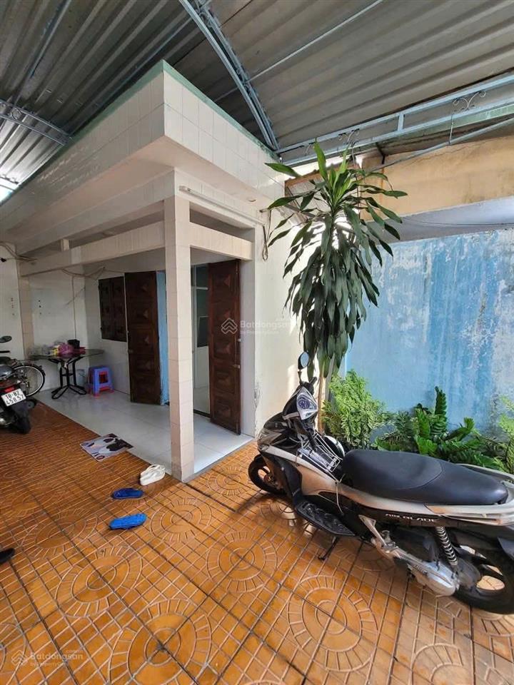 Bán nhà cấp 4 sân vườn hẻm 72 đường nguyễn thị minh khai p. tân an