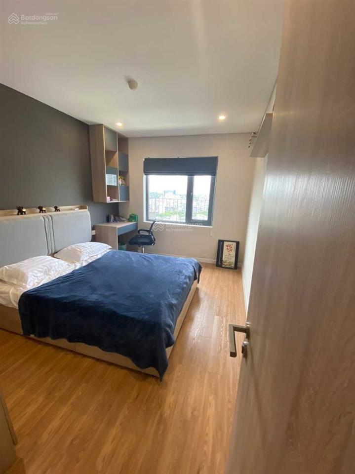 Cho thuê căn 2pn 1wc 58m2 giá 11tr/th mới full nt view đẹp q1, gần kế trung tâm q1,3,4,5,6,7,8