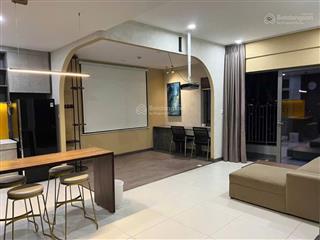 Bán căn hộ góc xanh 2pn 1wc 57m2, ven sông giáp q1,3,4,5 4,65 tỷ đã có sổ,  0903 303 ***