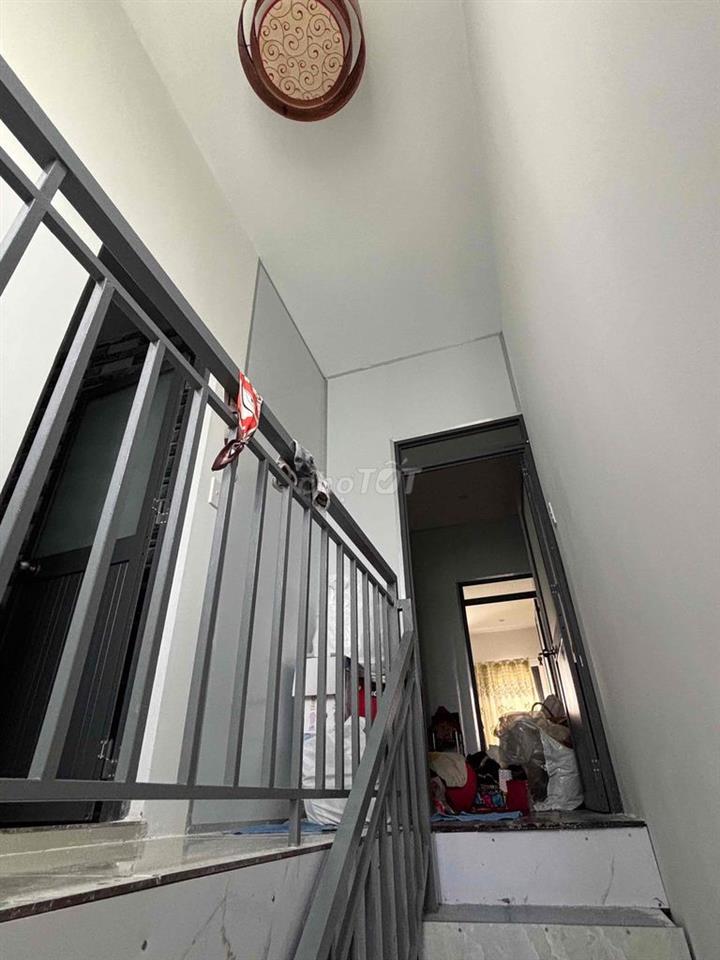 Chính chủ BN khu phân lô, hẻm 5m, 2 tầng, 38/43m2, 2 PN, 2 WC nhà mới