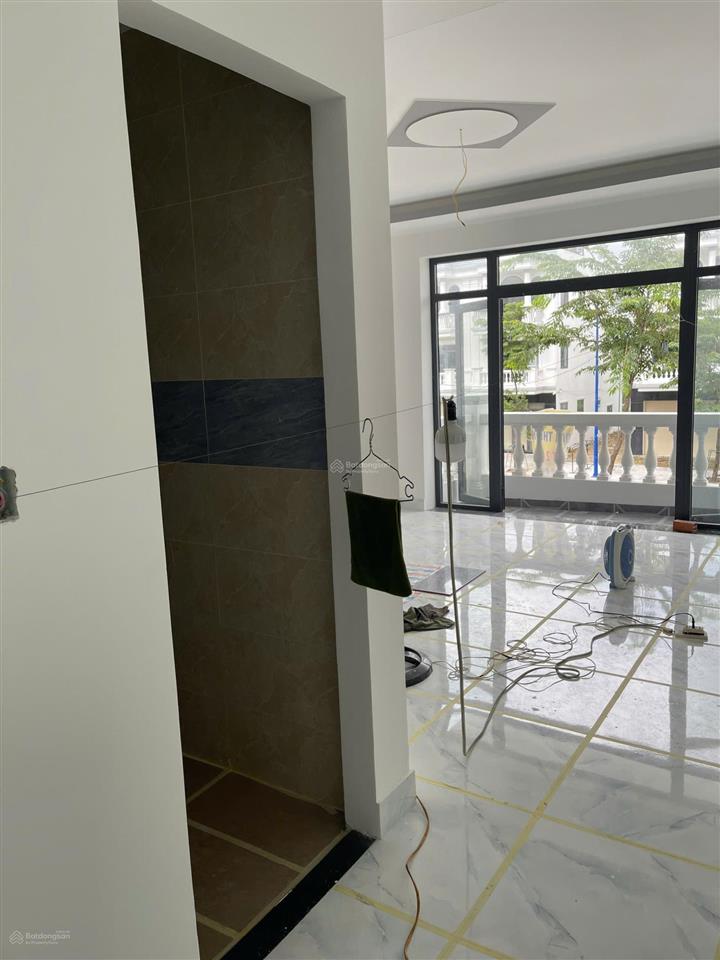 Bán shophouse thương mại nhà phố , chính chủ