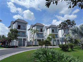 Bán biệt thự đơn lập ven sông, sân vườn to, dt 320m2, giá tốt đầu tư