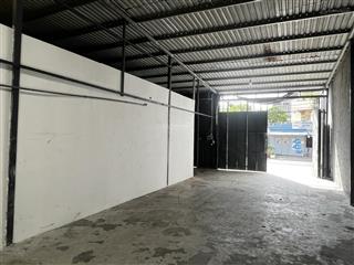 Chính chủ cho thuê kho rộng 400 m2, ngang 10 sâu 40