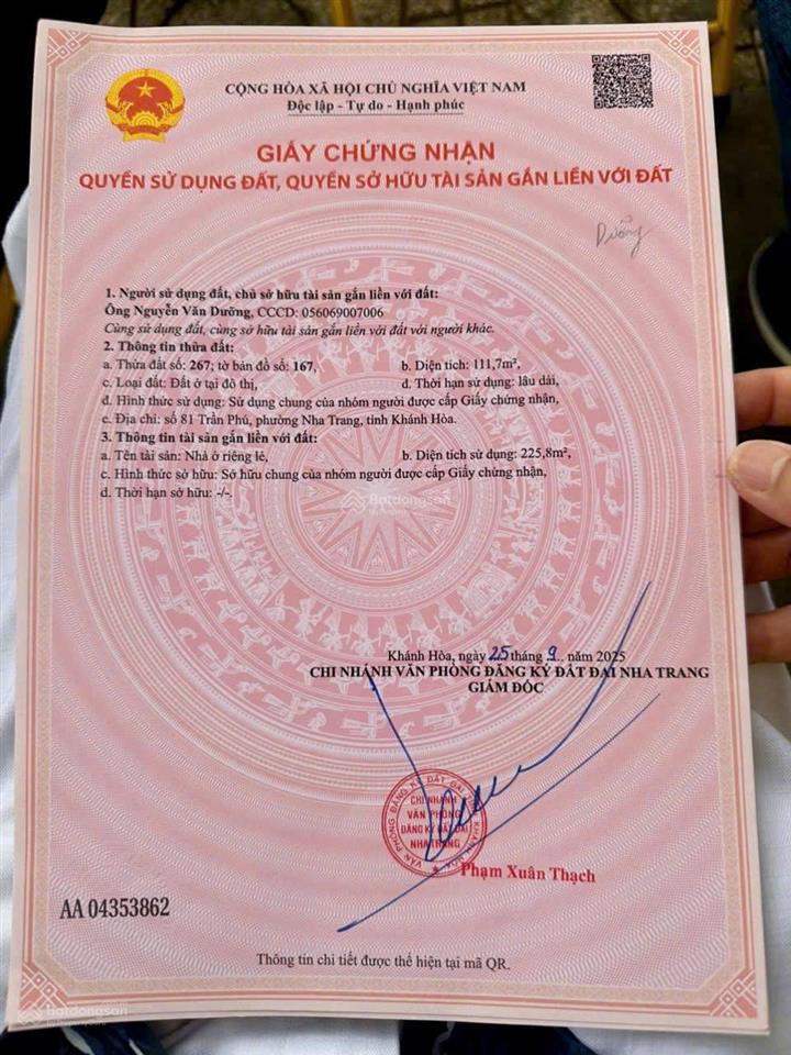 Nhà 3 tầng mặt tiền biển trần phú  nha trang, 17 tỷ.  ngay 0911 906 ***
