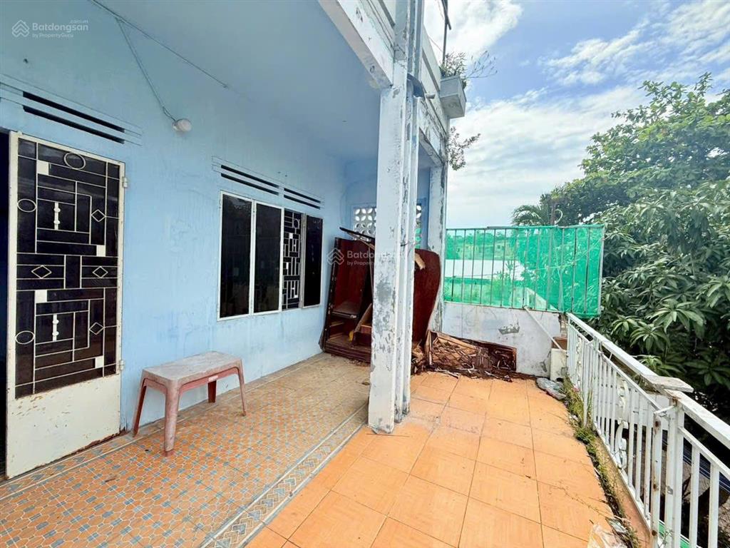 Nhà 3 tầng mặt tiền biển trần phú  nha trang, 17 tỷ.  ngay 0911 906 ***