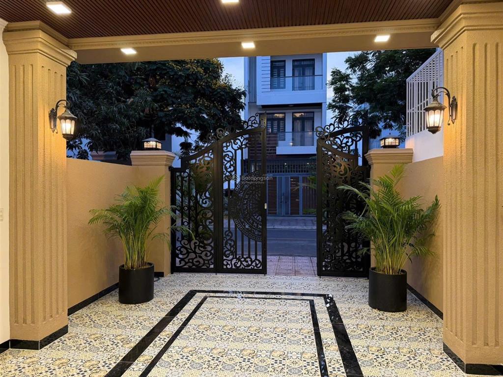 Siêu phẩm đẹp nhất từ trước đến nay  nhà 3 tầng kđt hà quang 2, giá chỉ 10,5 tỷ