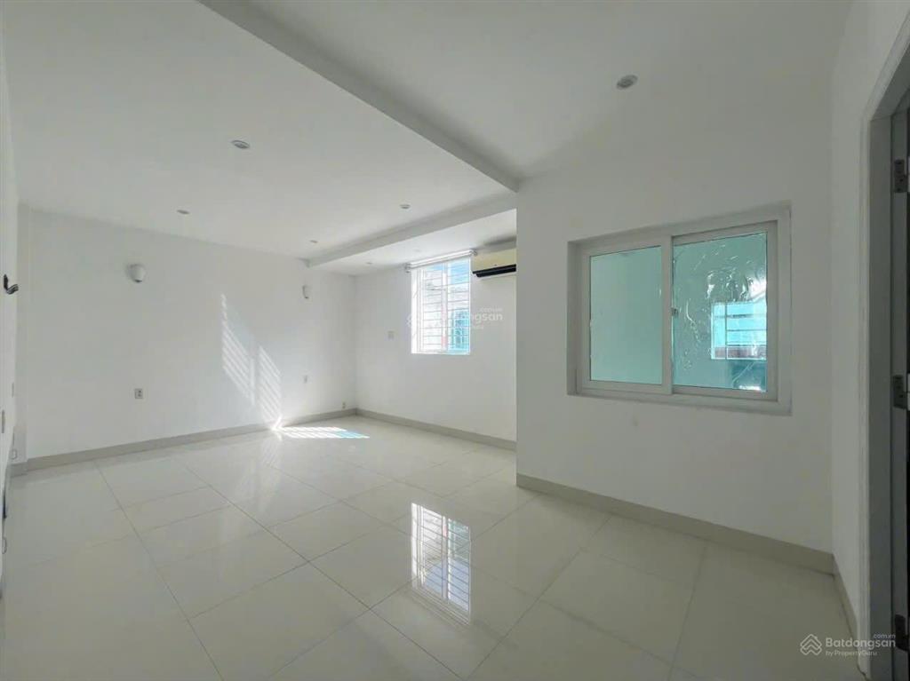 Bán biệt thự mini trung tâm tp. nha trang gần biển, gần chợ đầm.  0911 906 ***
