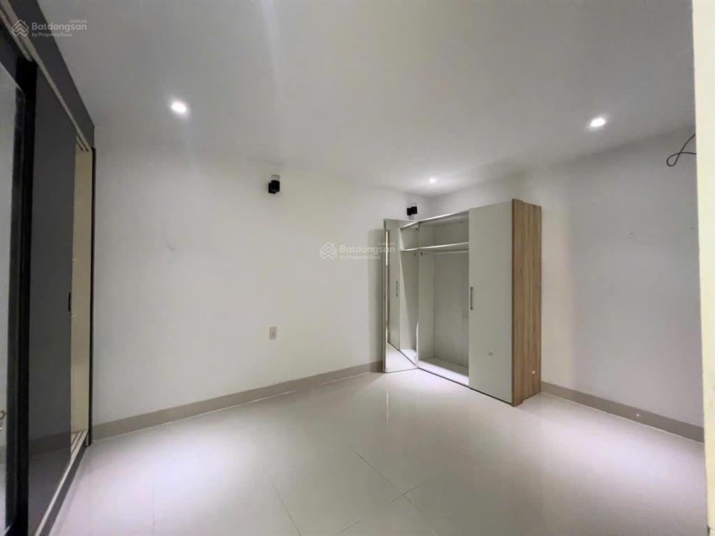 Bán biệt thự mini trung tâm tp. nha trang gần biển, gần chợ đầm.  0911 906 ***