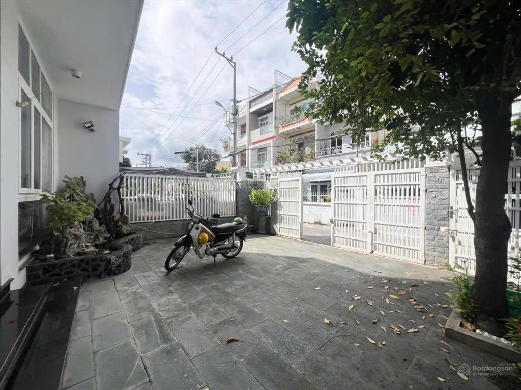 Bán biệt thự mini trung tâm tp. nha trang gần biển, gần chợ đầm.  0911 906 ***